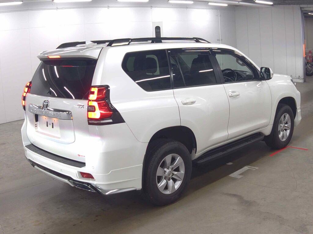 2022 TOYOTA LAND CRUISER PRADO TX L PACKAGE photo 5