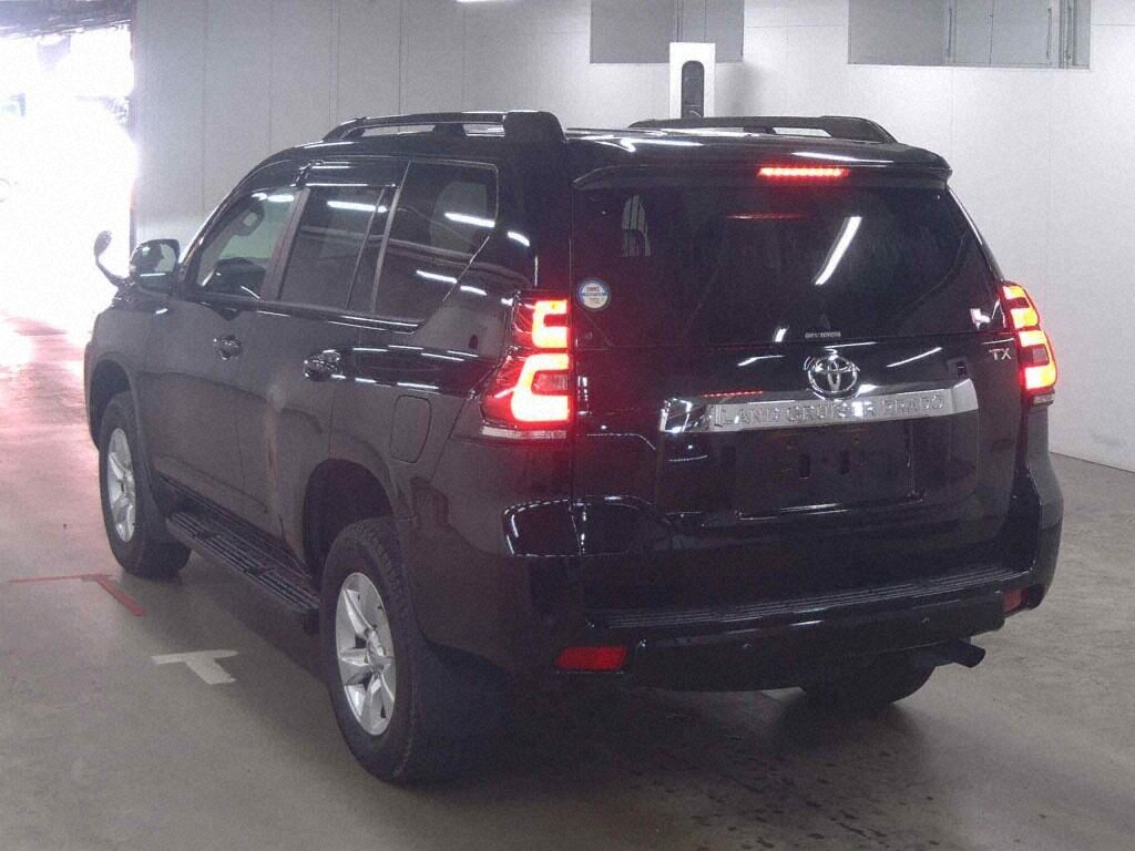 2022 TOYOTA LAND CRUISER PRADO TX L PACKAGE photo 2