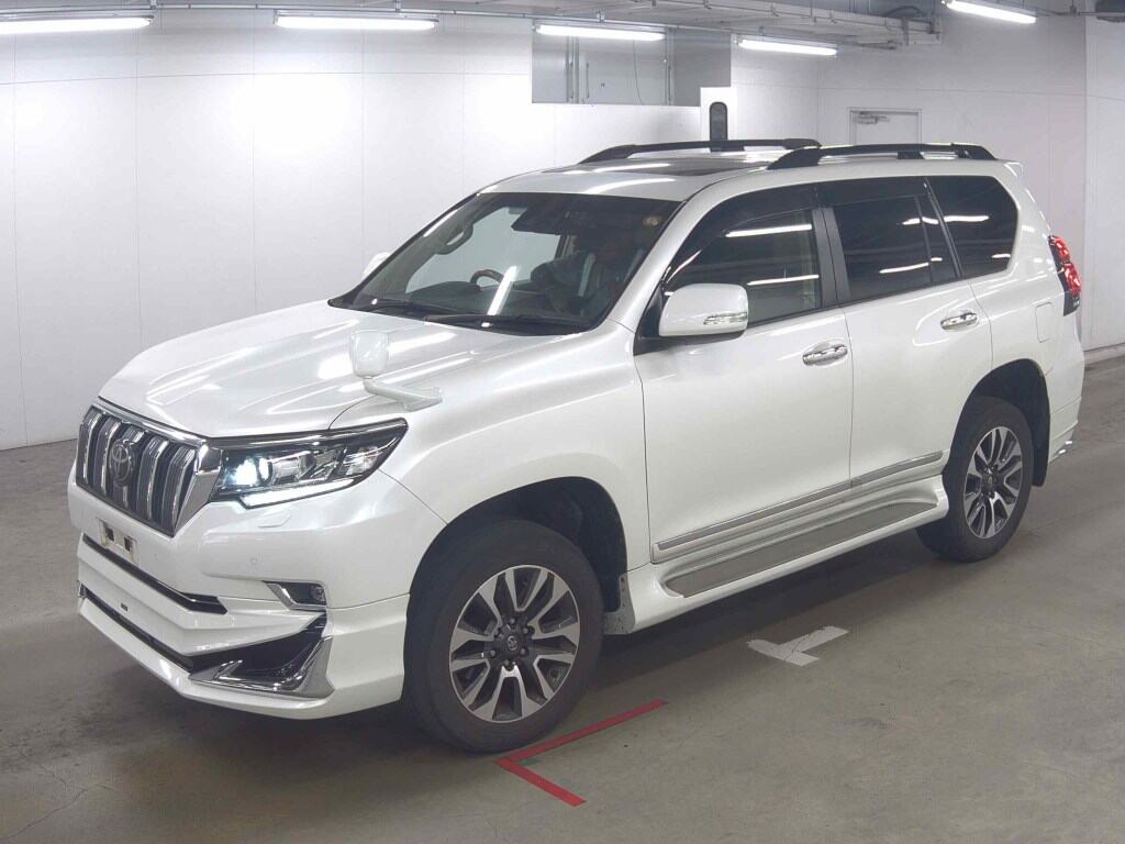 2022 TOYOTA LAND CRUISER PRADO TX L PACKAGE photo 4