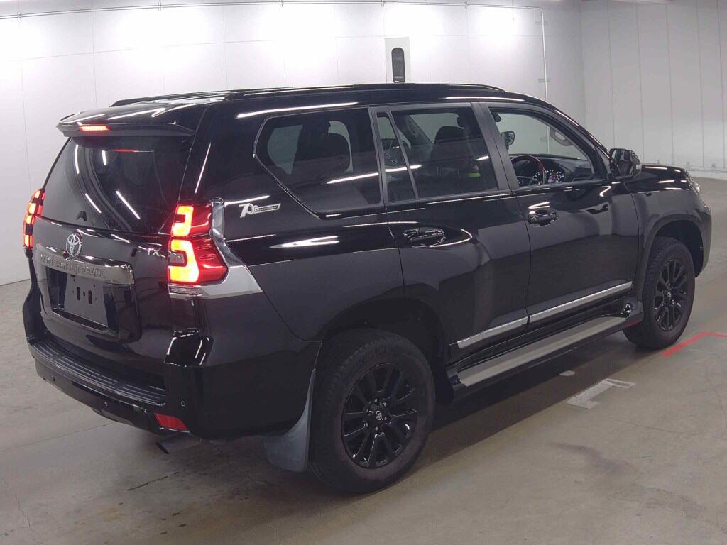 2022 TOYOTA LAND CRUISER PRADO TX L PACKAGE 70TH ANNIVERSARY LIMITED photo 5