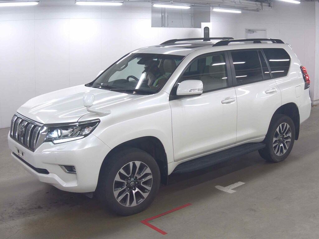 2023 TOYOTA LAND CRUISER PRADO TX L PACKAGE photo 4