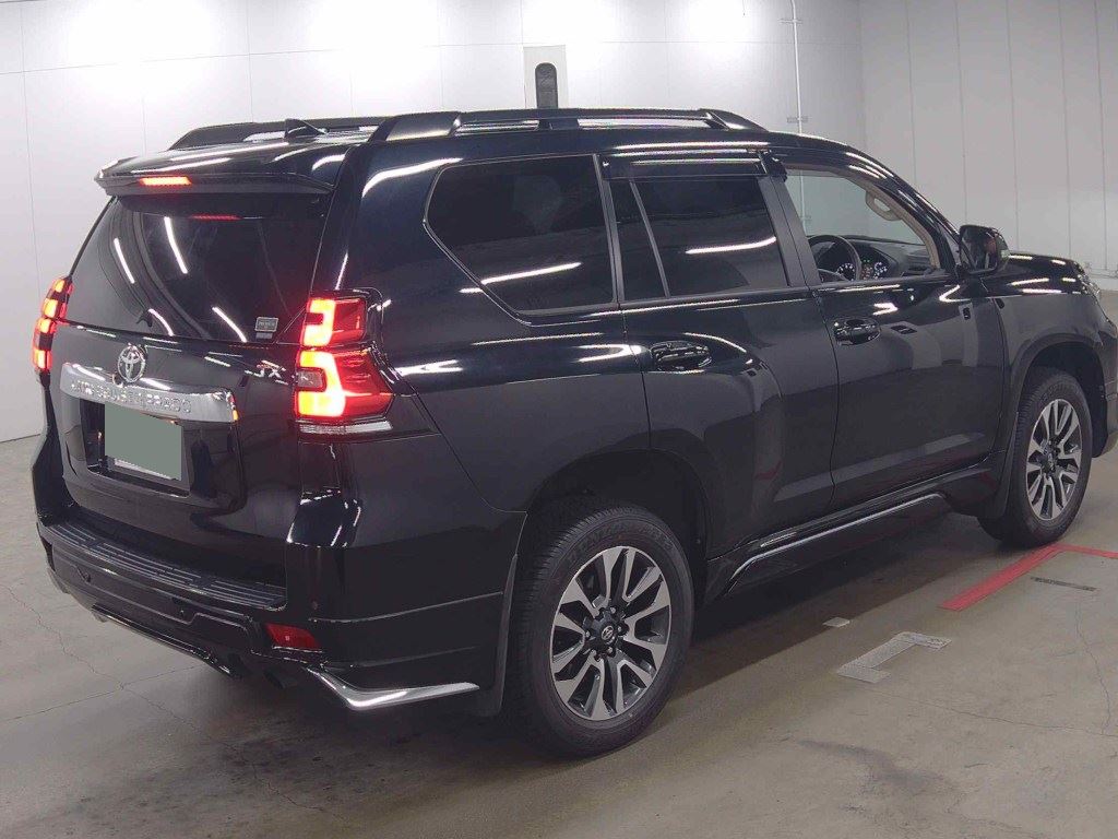 2021 TOYOTA LAND CRUISER PRADO TX L PACKAGE photo 5