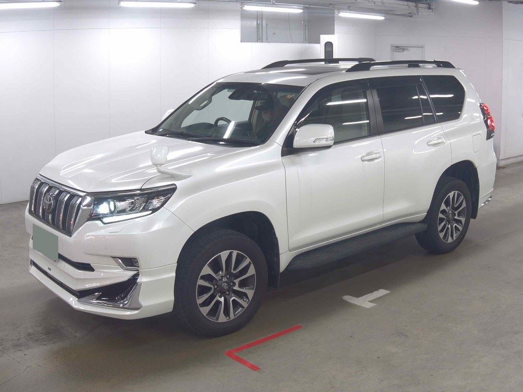 2022 TOYOTA LAND CRUISER PRADO TX L PACKAGE photo 4