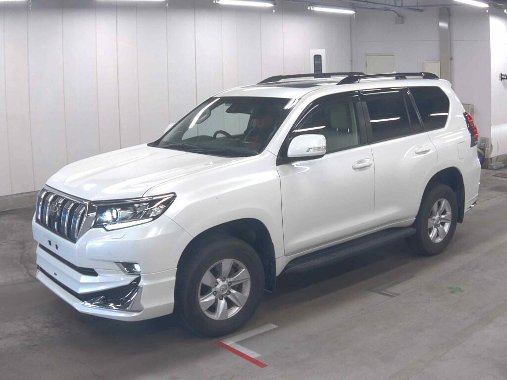 2022 TOYOTA LAND CRUISER PRADO TX L PACKAGE photo 4