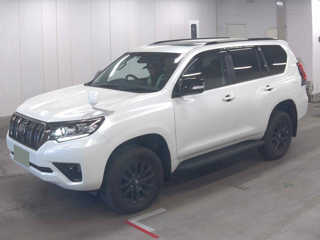2022 TOYOTA LAND CRUISER PRADO TX L PACKAGE 70TH ANNIVERSARY LIMITED photo 4