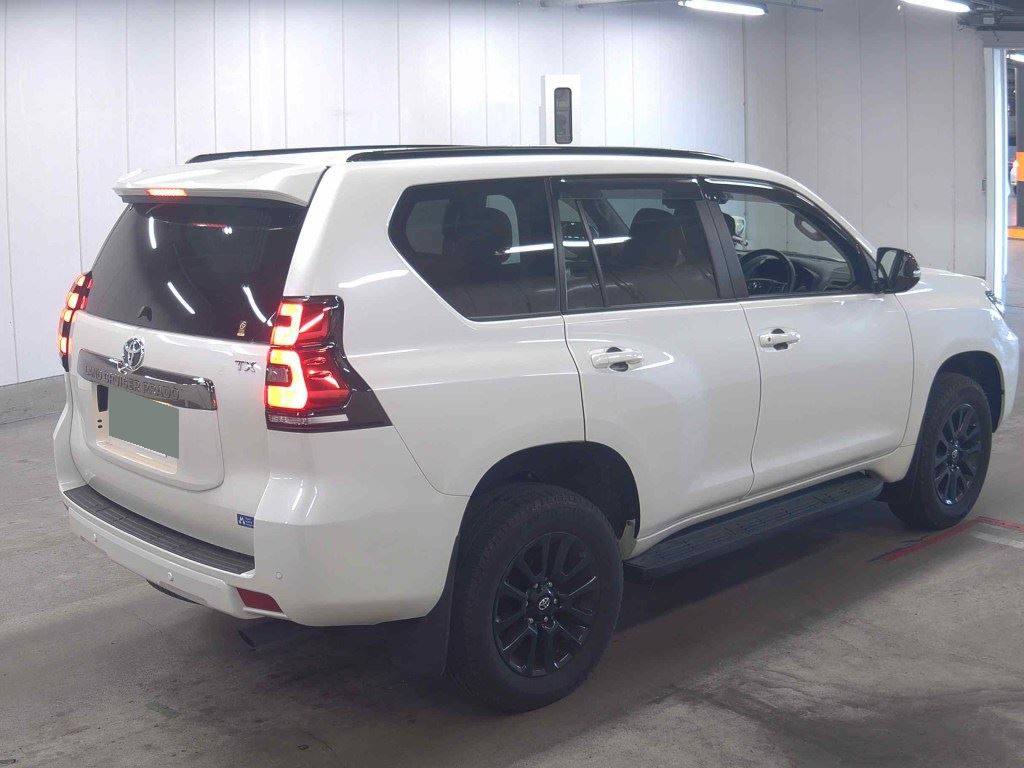 2022 TOYOTA LAND CRUISER PRADO TX L PACKAGE 70TH ANNIVERSARY LIMITED photo 5