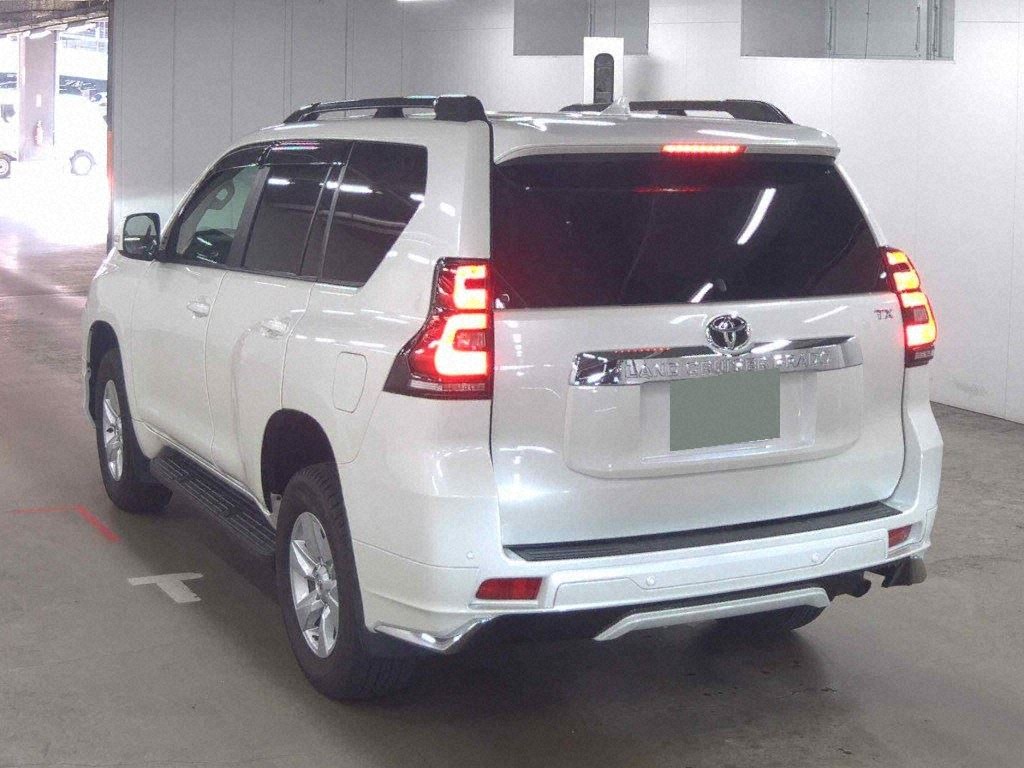 2023 TOYOTA LAND CRUISER PRADO TX L PACKAGE photo 2