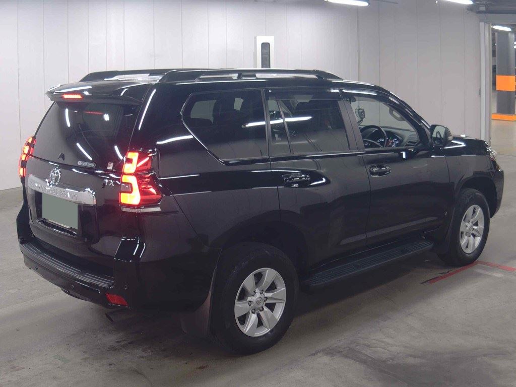 2022 TOYOTA LAND CRUISER PRADO TX L PACKAGE photo 5