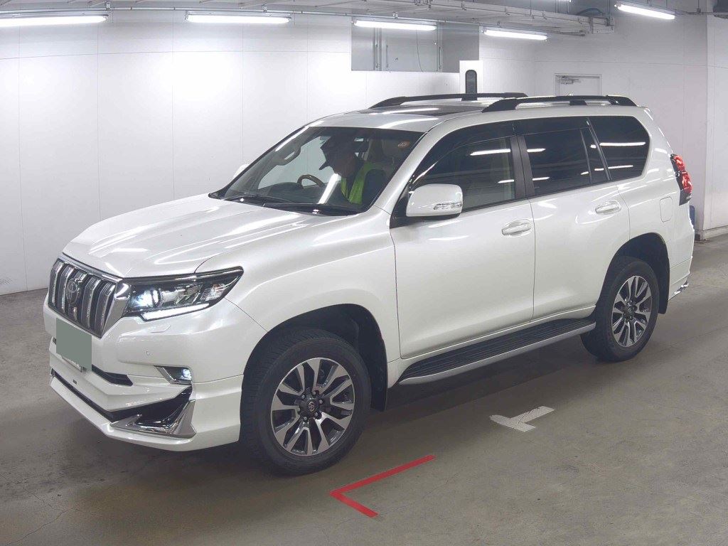 2022 TOYOTA LAND CRUISER PRADO TX L PACKAGE photo 4
