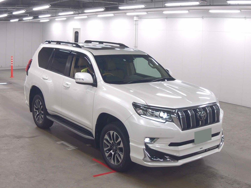 2022 TOYOTA LAND CRUISER PRADO TX L PACKAGE