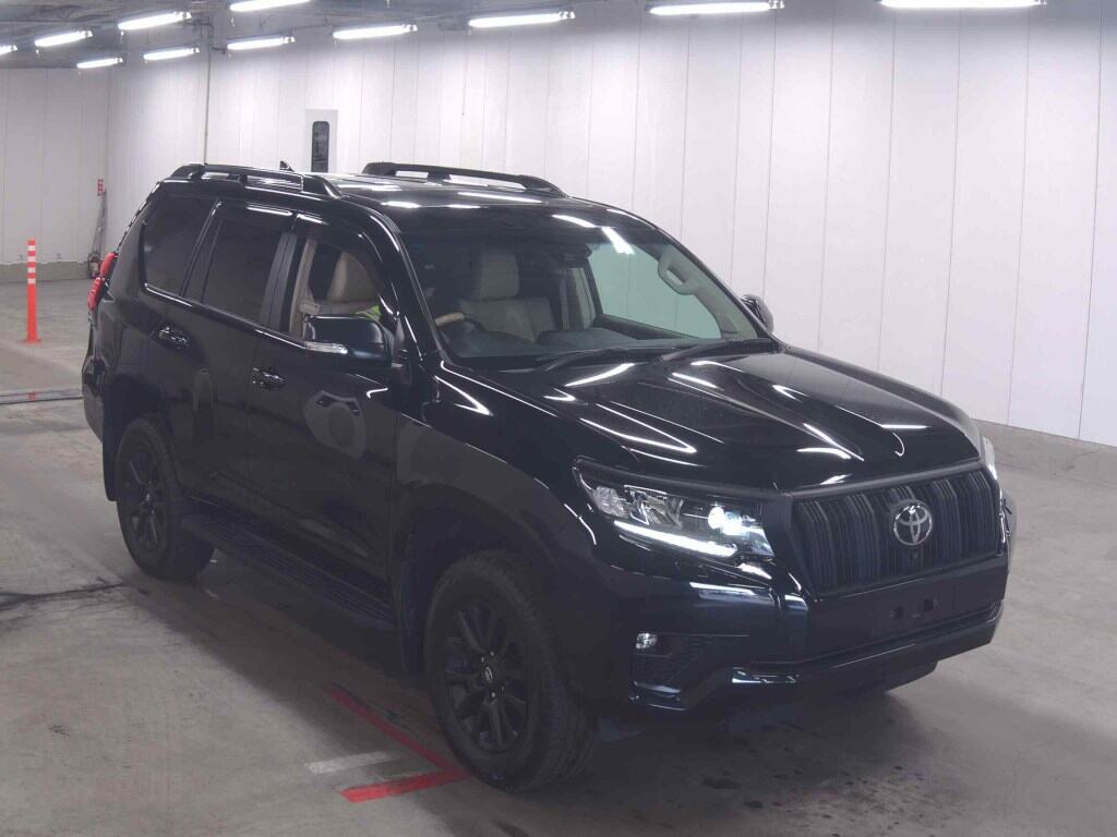 2023 TOYOTA LAND CRUISER PRADO TX L PACKAGE･MATT BLACK EDITION