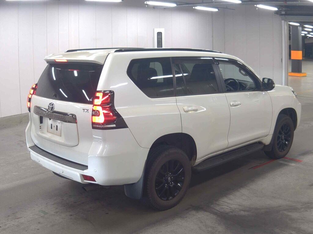 2021 TOYOTA LAND CRUISER PRADO TX L PACKAGE 70TH ANNIVERSARY LIMITED photo 5