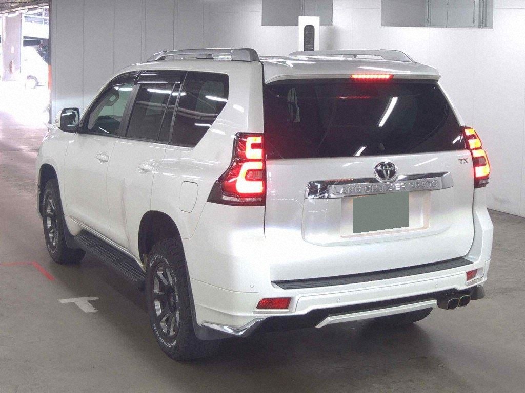 2021 TOYOTA LAND CRUISER PRADO TX L PACKAGE photo 2