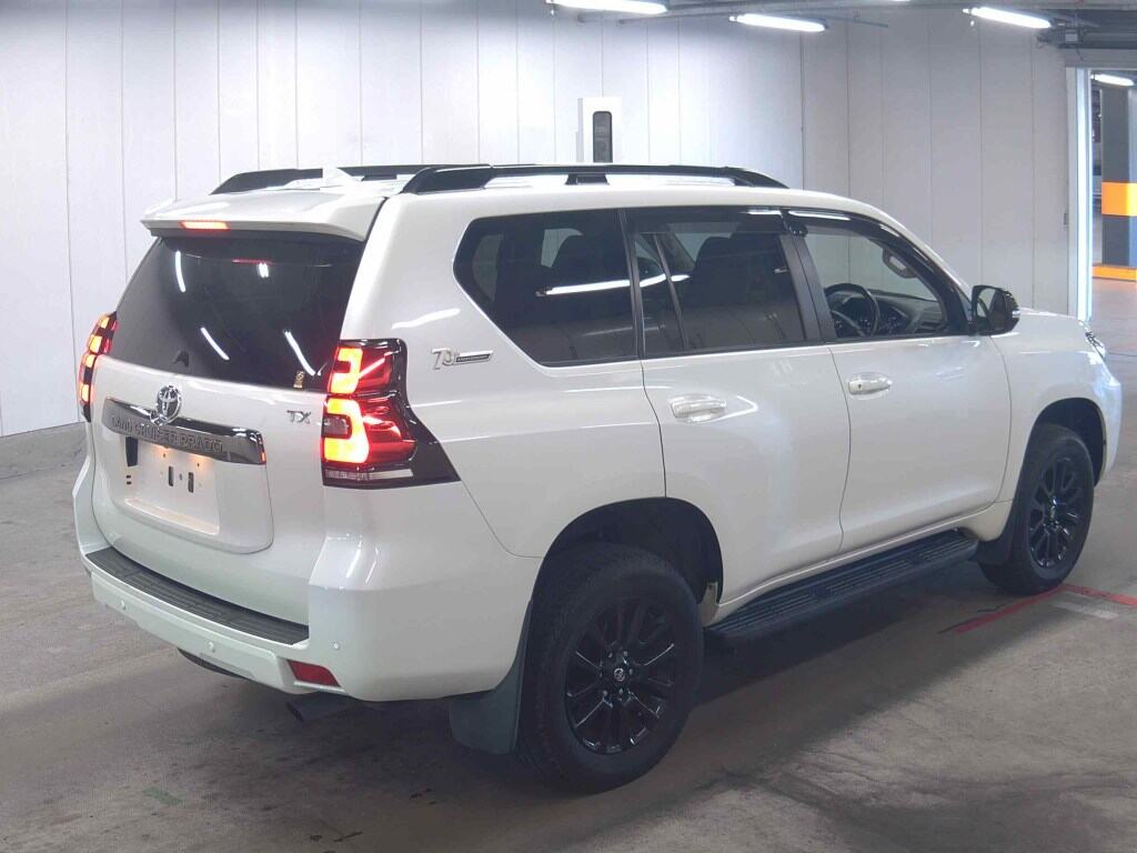 2021 TOYOTA LAND CRUISER PRADO TX L PACKAGE 70TH ANNIVERSARY LIMITED photo 5