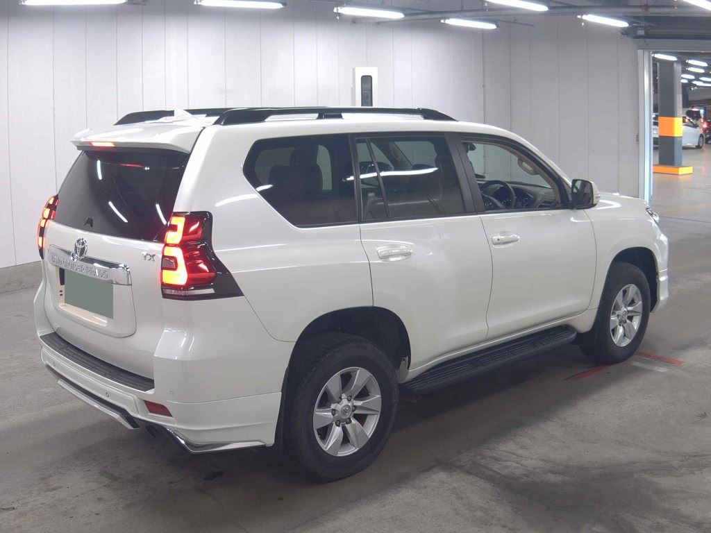 2021 TOYOTA LAND CRUISER PRADO TX L PACKAGE photo 5