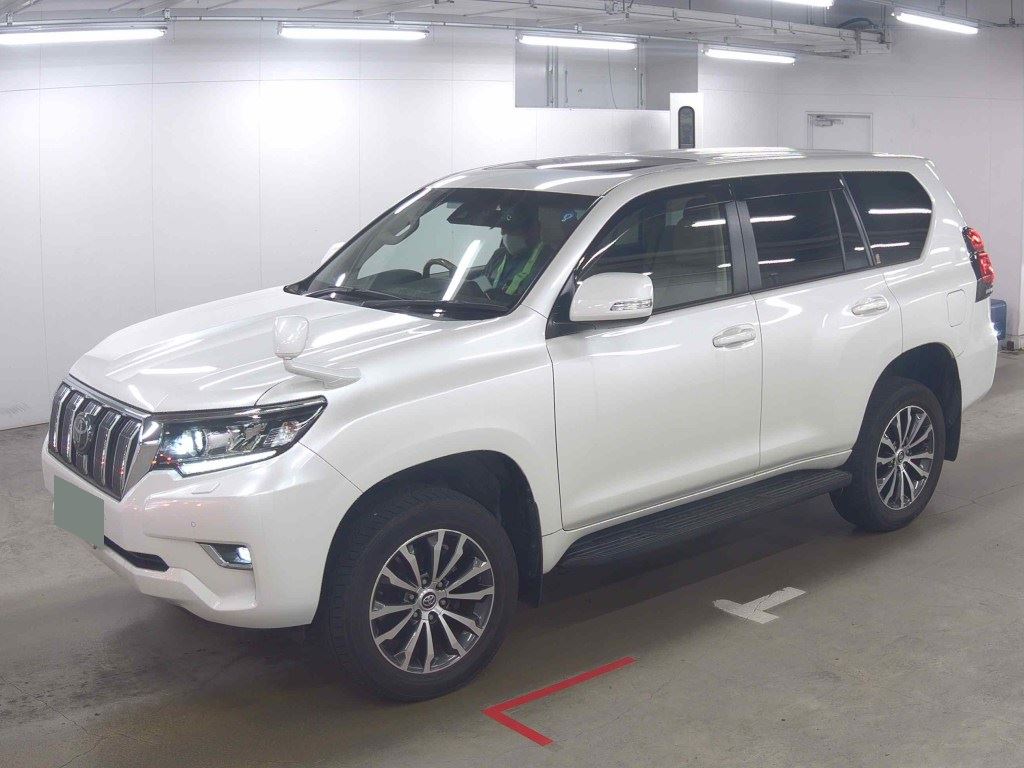 2021 TOYOTA LAND CRUISER PRADO TX L PACKAGE photo 4