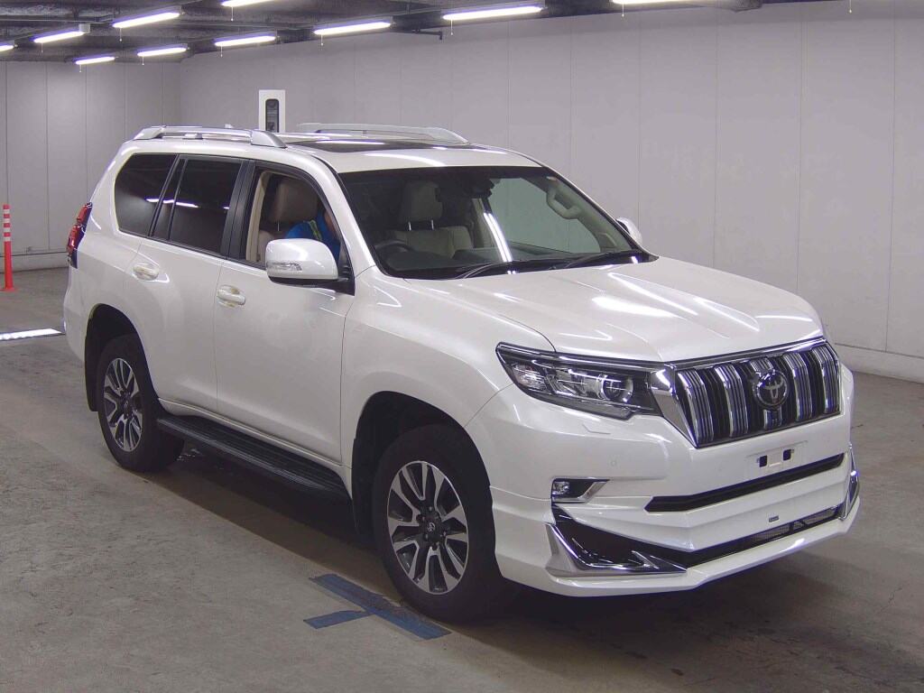 2022 TOYOTA LAND CRUISER PRADO TX L PACKAGE