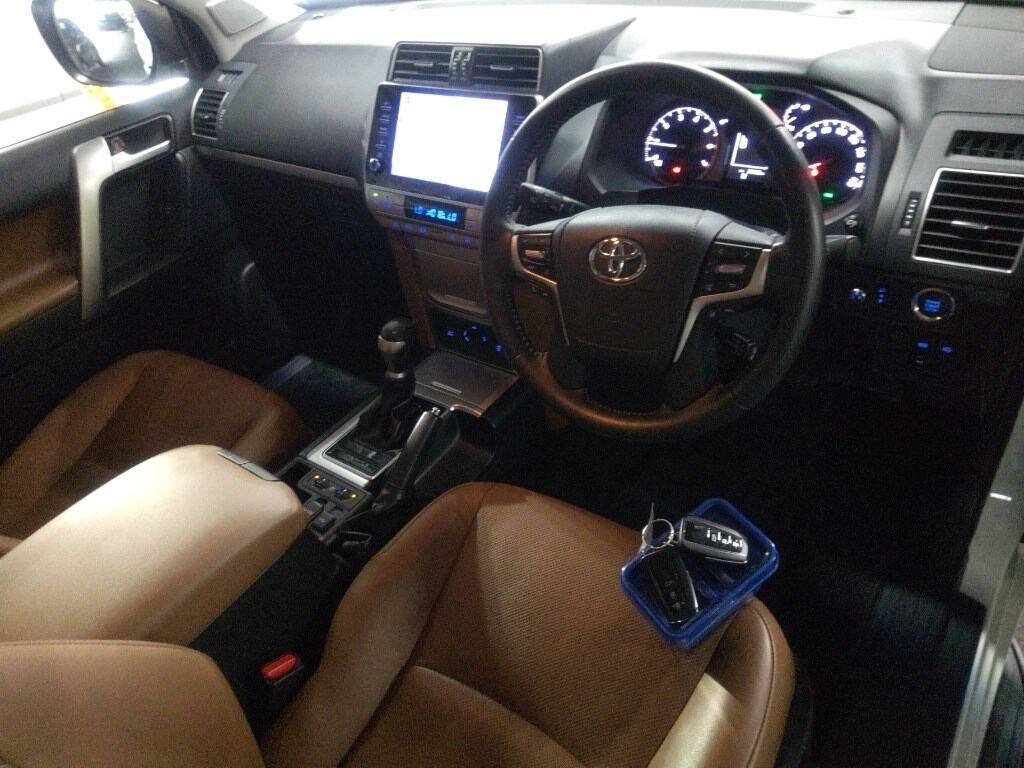 2022 TOYOTA LAND CRUISER PRADO TX L PACKAGE 70TH ANNIVERSARY LIMITED photo 3