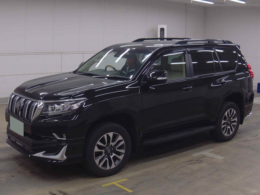 2023 TOYOTA LAND CRUISER PRADO TX L PACKAGE photo 4