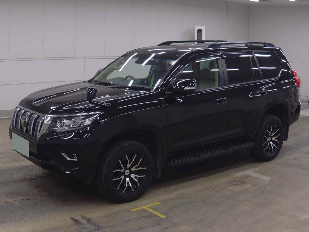2023 TOYOTA LAND CRUISER PRADO TX L PACKAGE photo 4