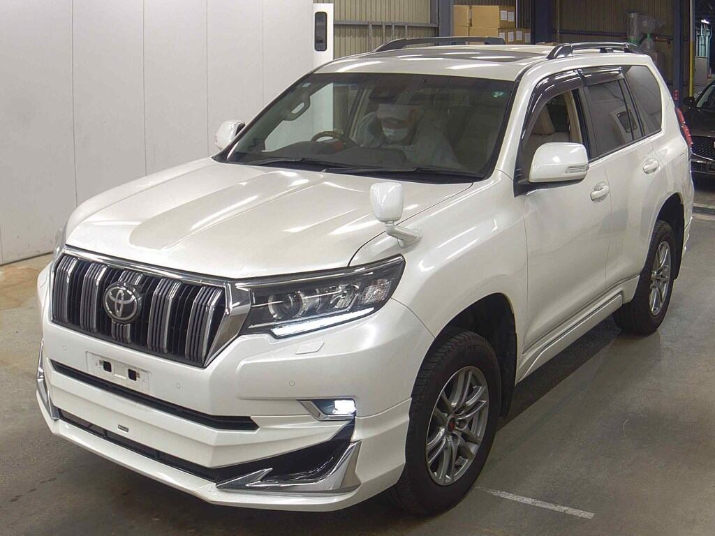 2023 TOYOTA LAND CRUISER PRADO TX L PACKAGE photo 4