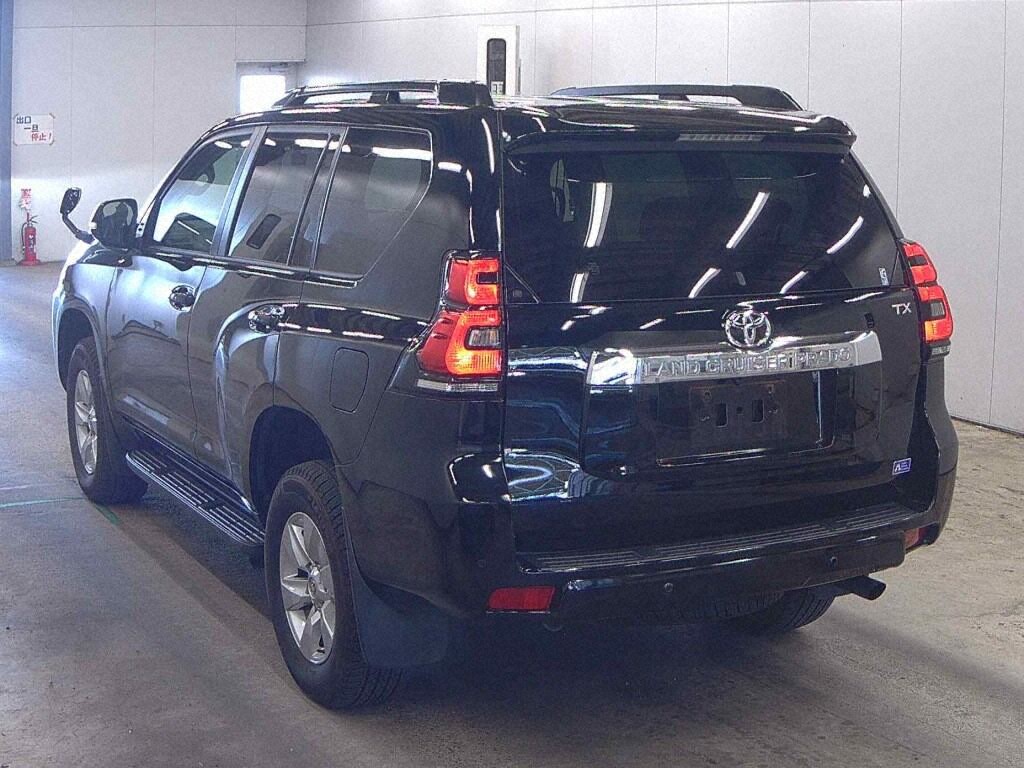 2023 TOYOTA LAND CRUISER PRADO TX photo 2