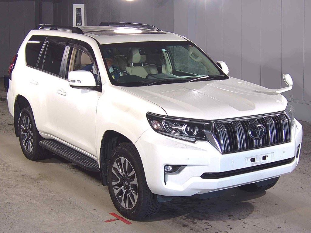 2026 TOYOTA VELLFIRE Z PREMIER photo 2