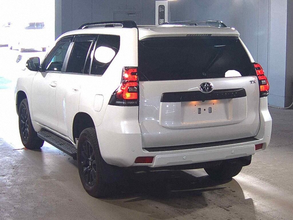 2024 TOYOTA VELLFIRE Z PREMIER photo 3