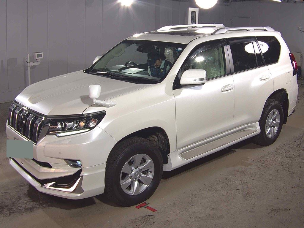 2023 TOYOTA LAND CRUISER PRADO TX L PACKAGE photo 4