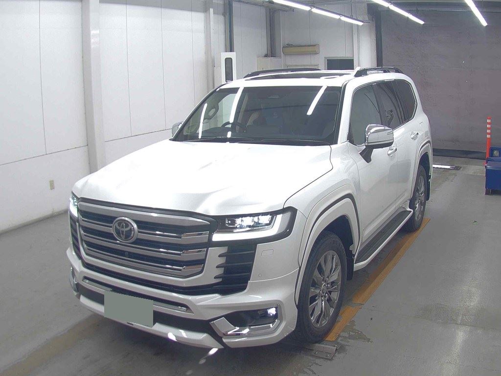 2025 TOYOTA LAND CRUISER ZX photo 4