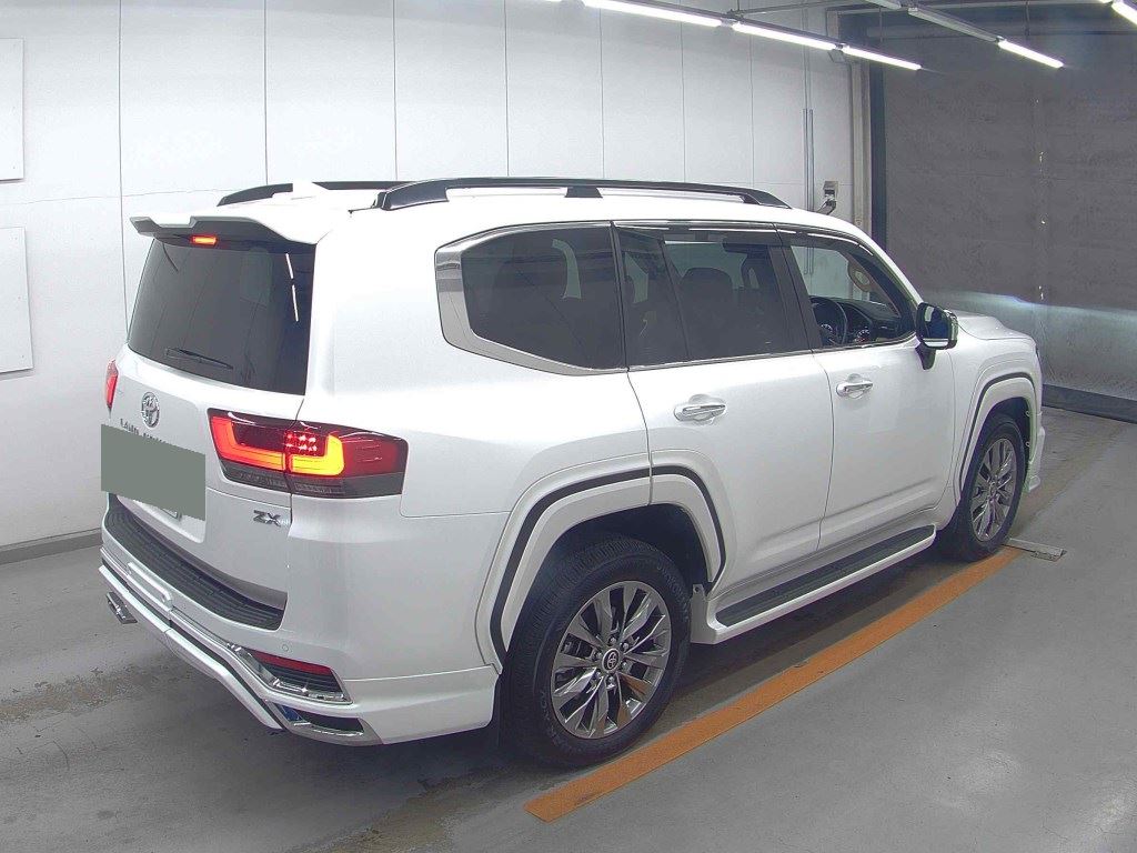 2024 TOYOTA LAND CRUISER ZX photo 5