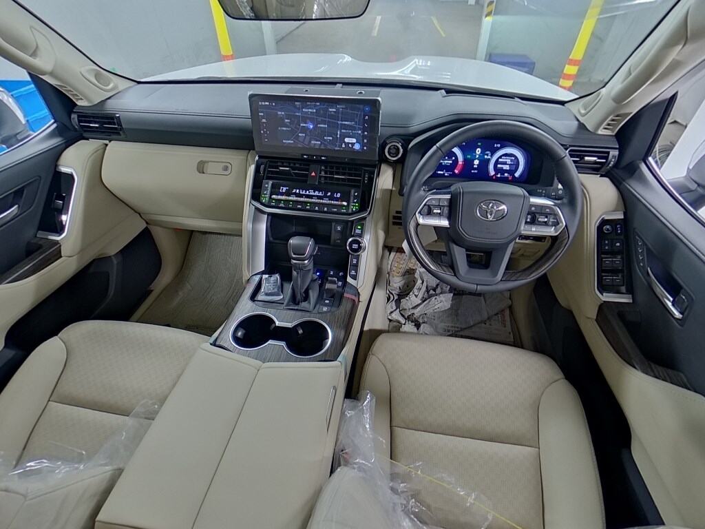 2026 TOYOTA LAND CRUISER ZX photo 3