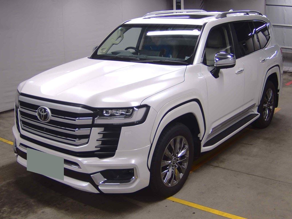 2025 TOYOTA LAND CRUISER ZX photo 4
