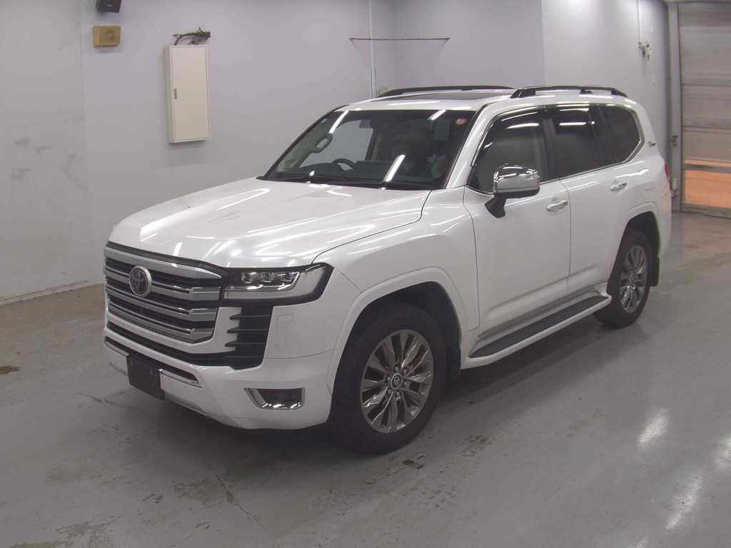 2023 TOYOTA LAND CRUISER ZX photo 4