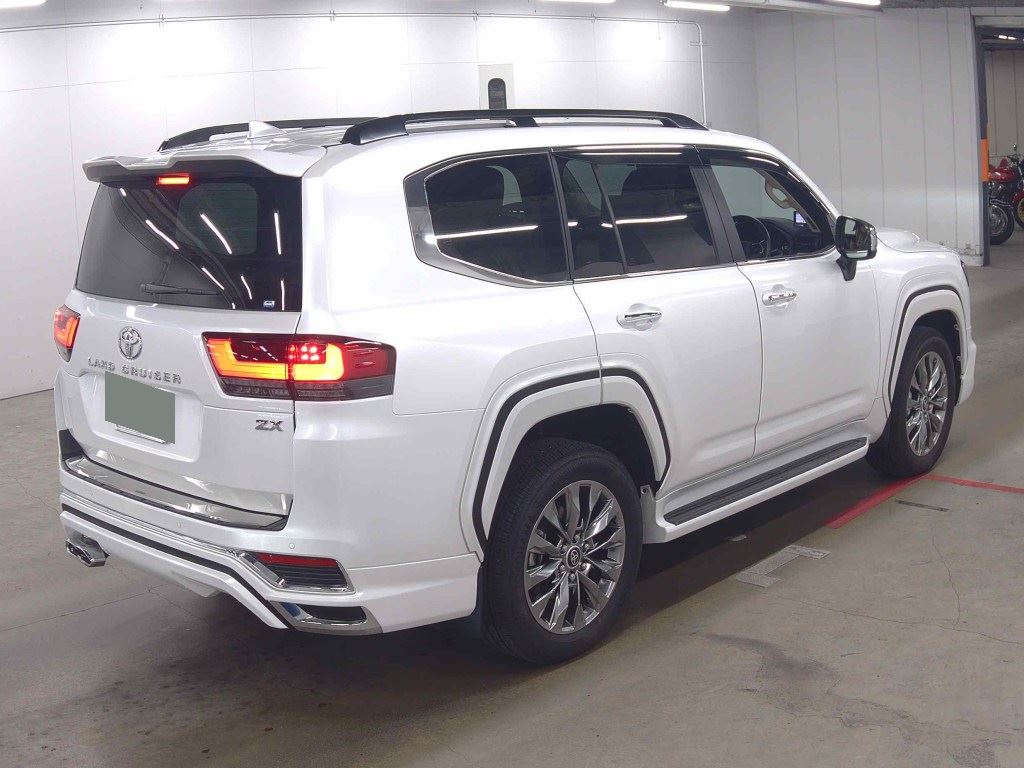 2024 TOYOTA LAND CRUISER ZX photo 5