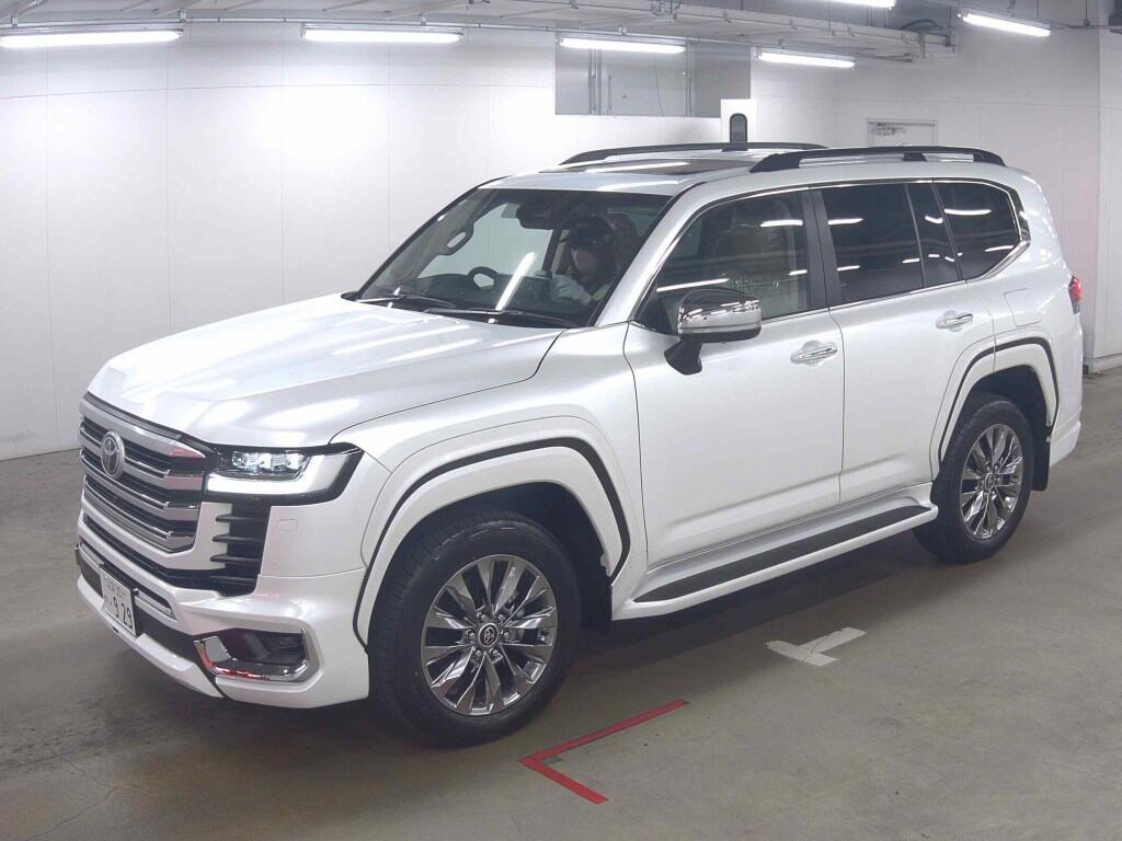 2026 TOYOTA LAND CRUISER ZX photo 4