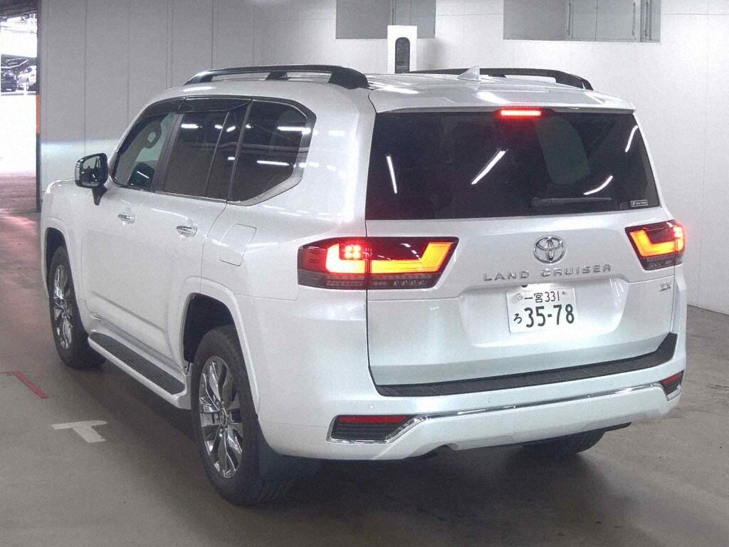 2024 TOYOTA LAND CRUISER ZX photo 4