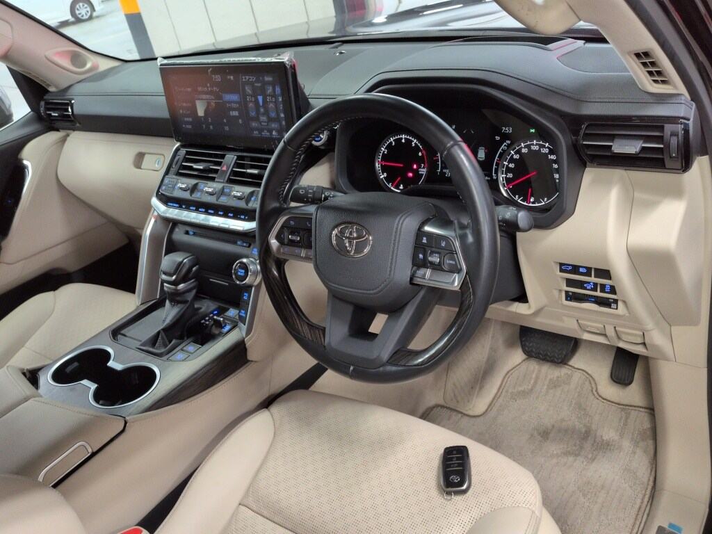 2024 TOYOTA LAND CRUISER ZX photo 5