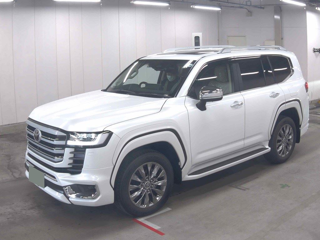 2026 TOYOTA LAND CRUISER ZX photo 4