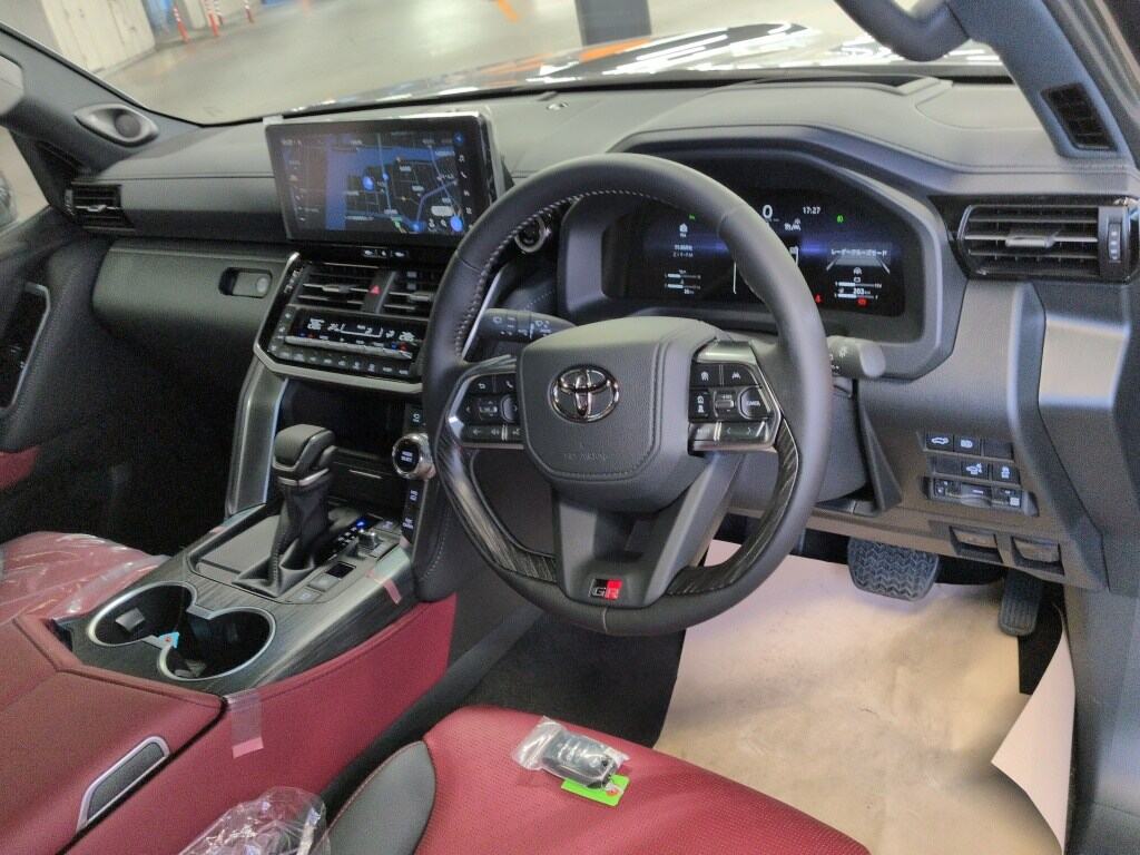 2025 TOYOTA LAND CRUISER GR SPORT photo 3