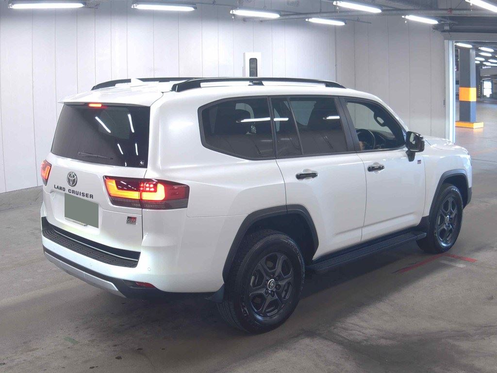 2024 TOYOTA LAND CRUISER GR SPORT photo 5