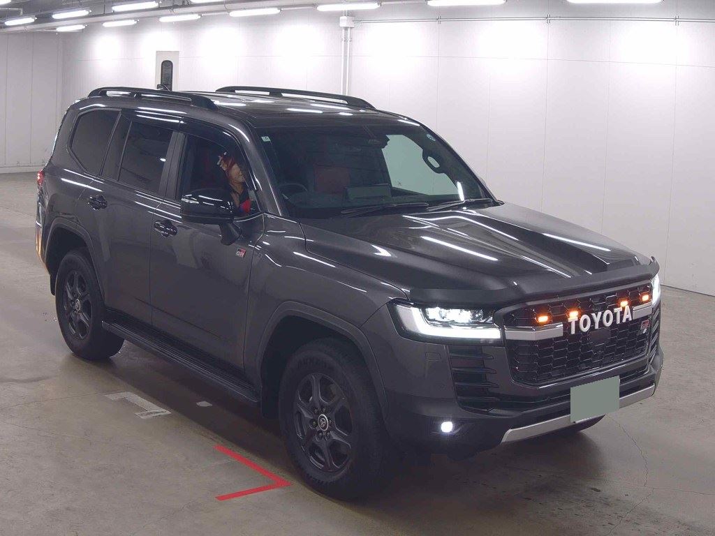 2025 TOYOTA LAND CRUISER GR SPORT