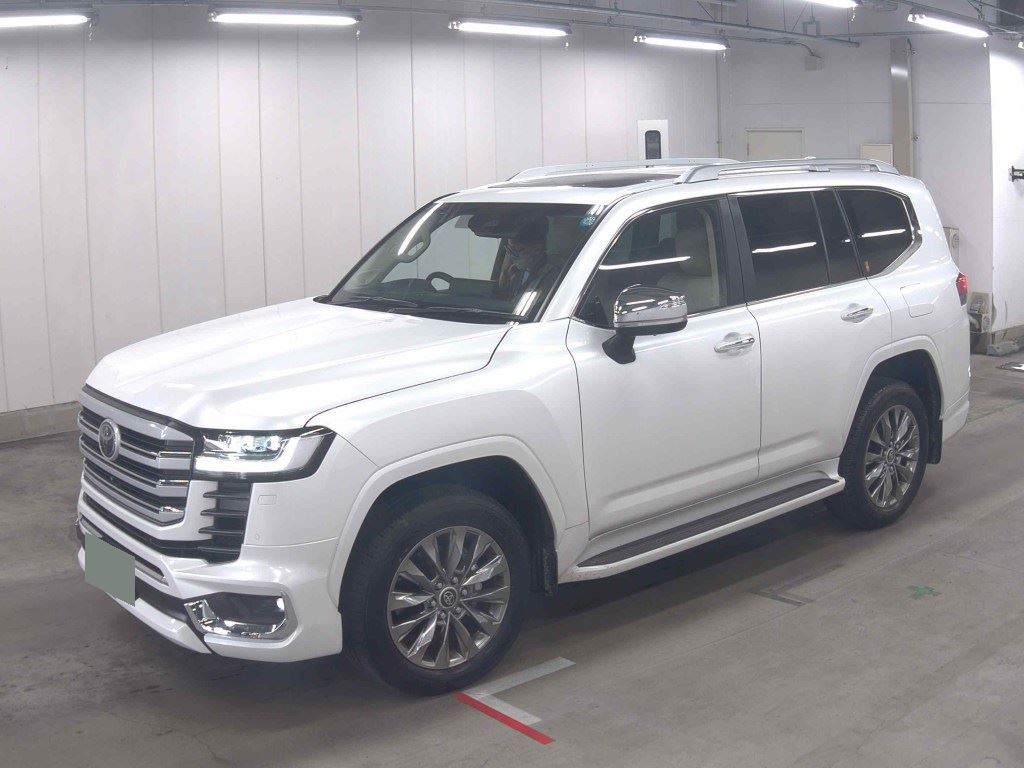 2026 TOYOTA LAND CRUISER ZX photo 4