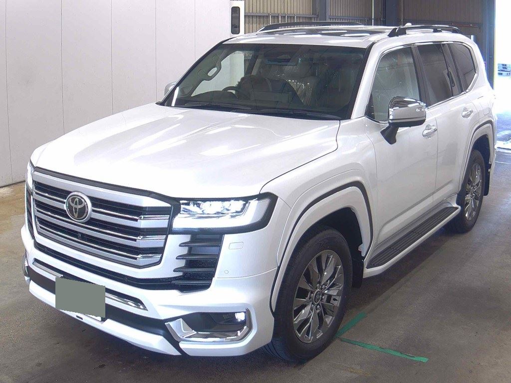 2026 TOYOTA LAND CRUISER ZX photo 4