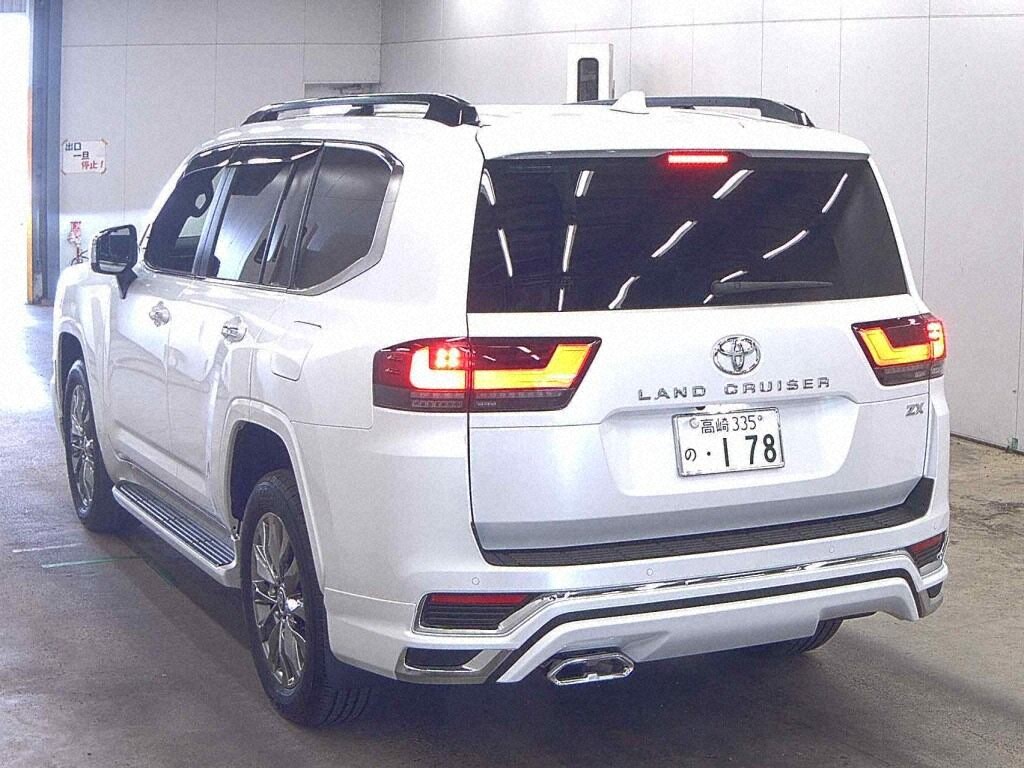 2022 TOYOTA VOXY S-G photo 3