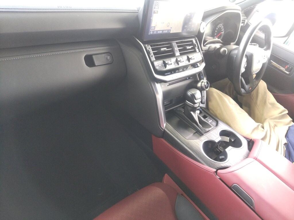 2023 TOYOTA LAND CRUISER GR SPORT photo 3