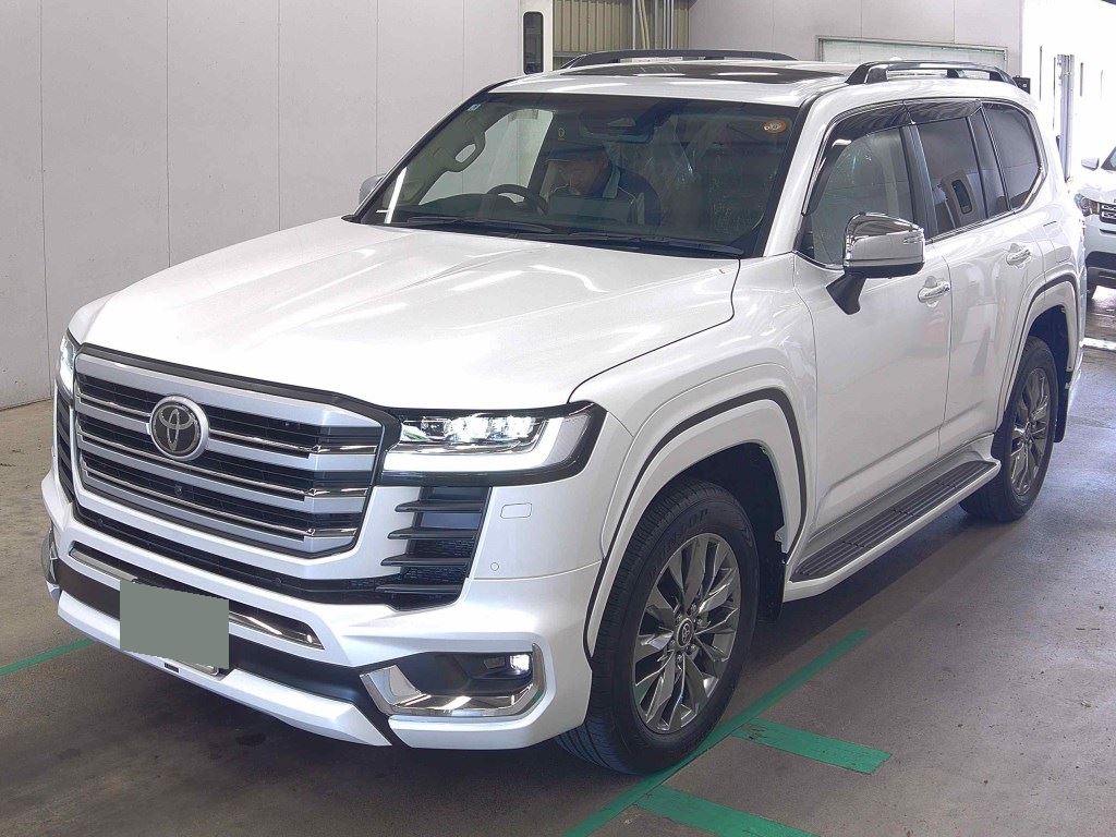 2025 TOYOTA LAND CRUISER ZX photo 4