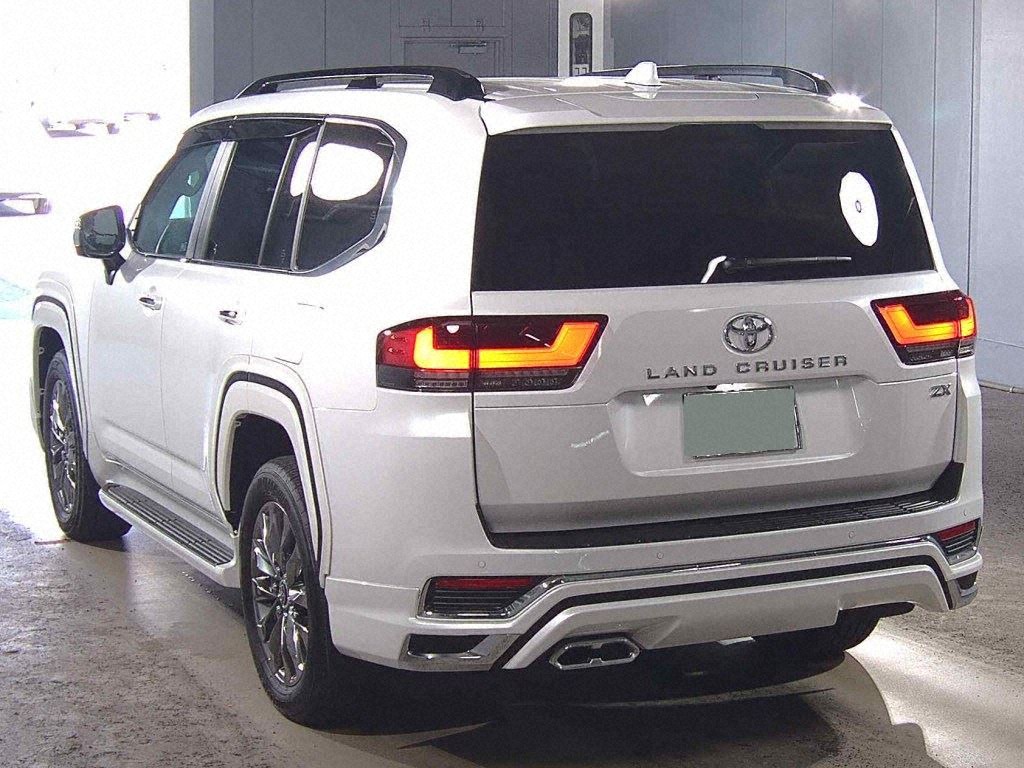 2021 TOYOTA LAND CRUISER PRADO TX photo 3