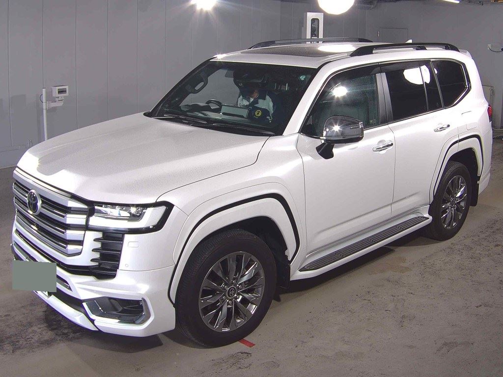 2024 TOYOTA LAND CRUISER ZX photo 4