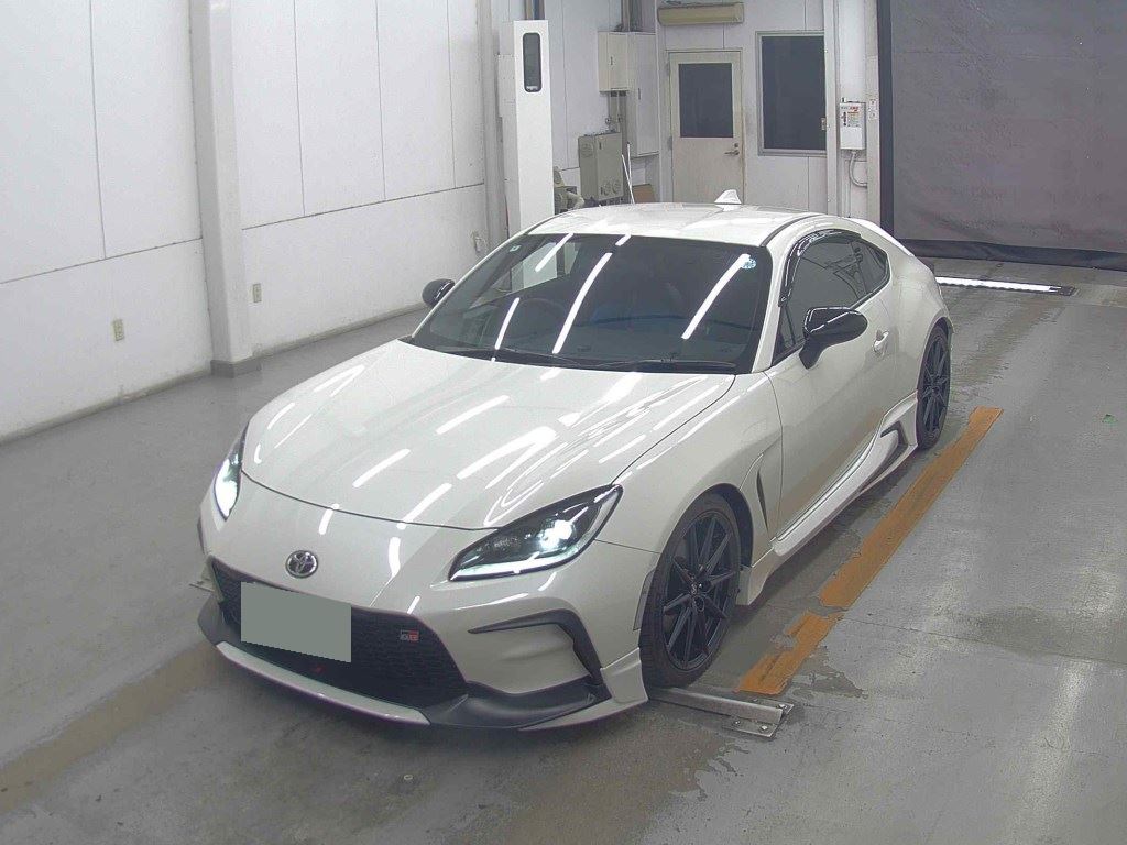 2022 TOYOTA GR86 RZ photo 4
